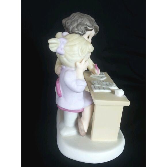 Enesco Sister's 1992 A Friend Sticks By You - Picture 5 of 10